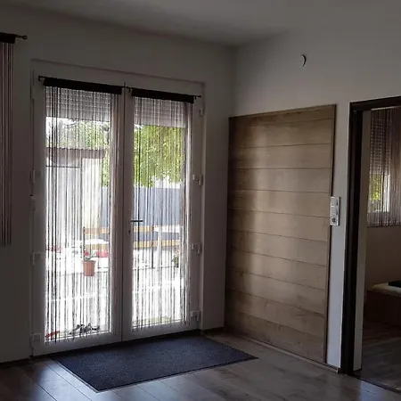 Amina Apartman * Siofok