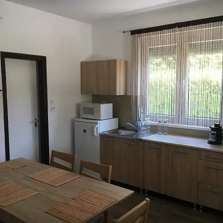Amina Apartman Apartamento Siófok