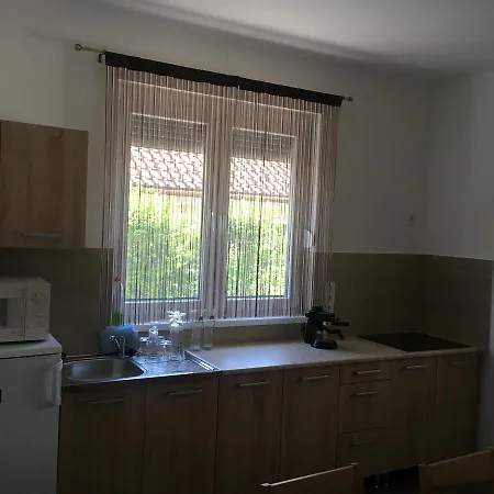 Amina Apartman * Siofok