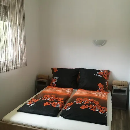 Amina Apartman * Siofok